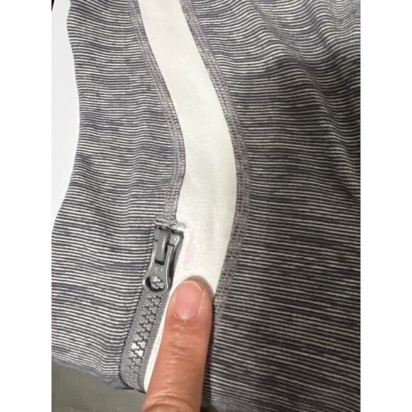 Lululemon Define Jacket Women's Size 2 Wee Are From Space Coal Fossil/White Zip - Picture 9 of 9